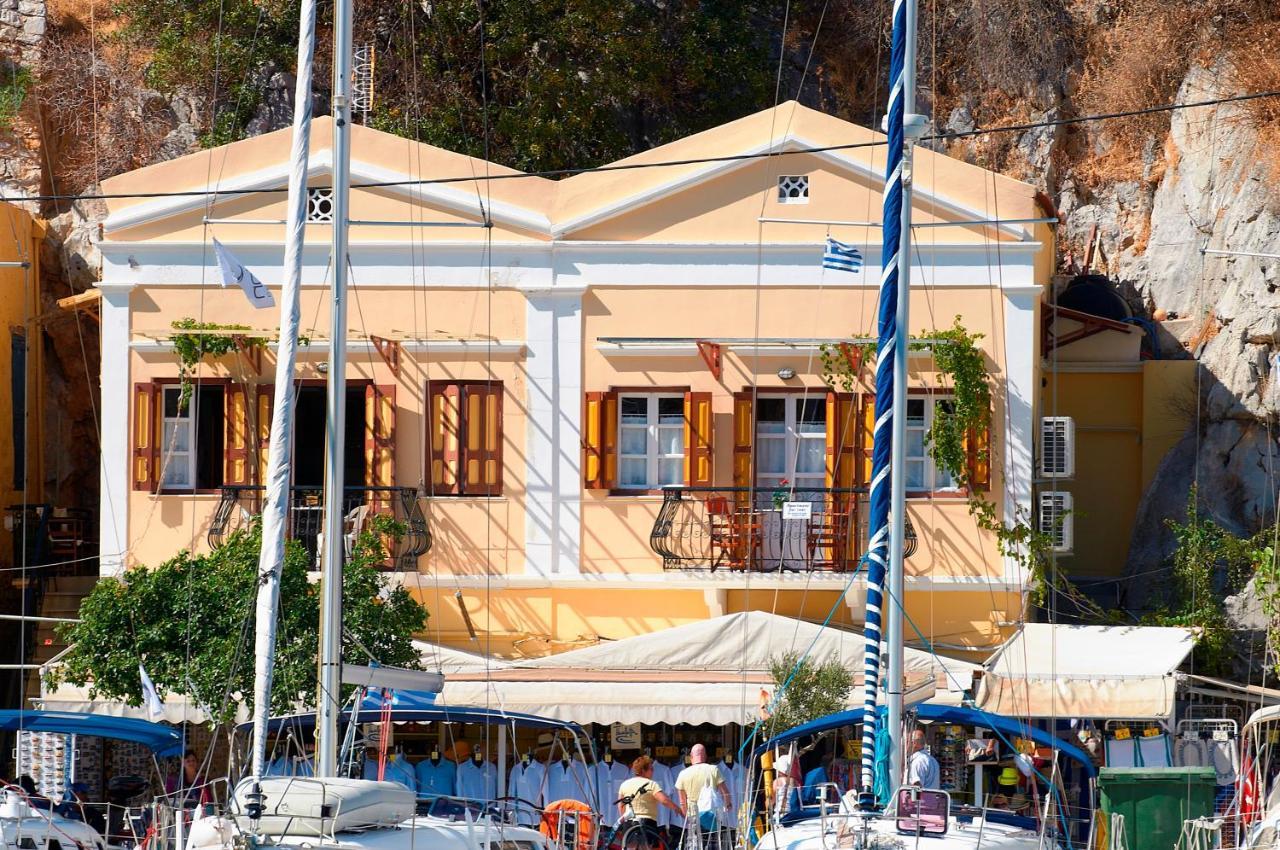 Symi Blue Port Apartment Exteriör bild