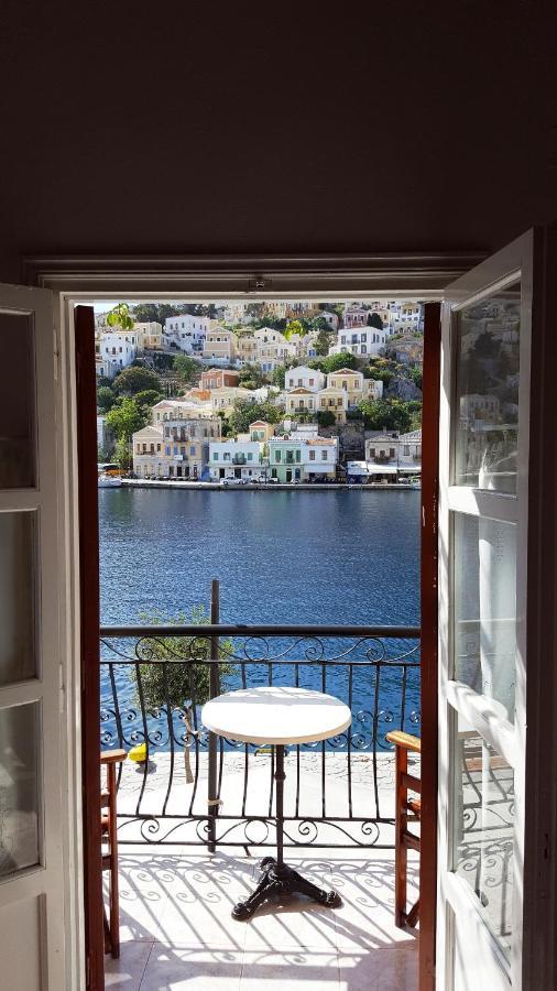 Symi Blue Port Apartment Exteriör bild