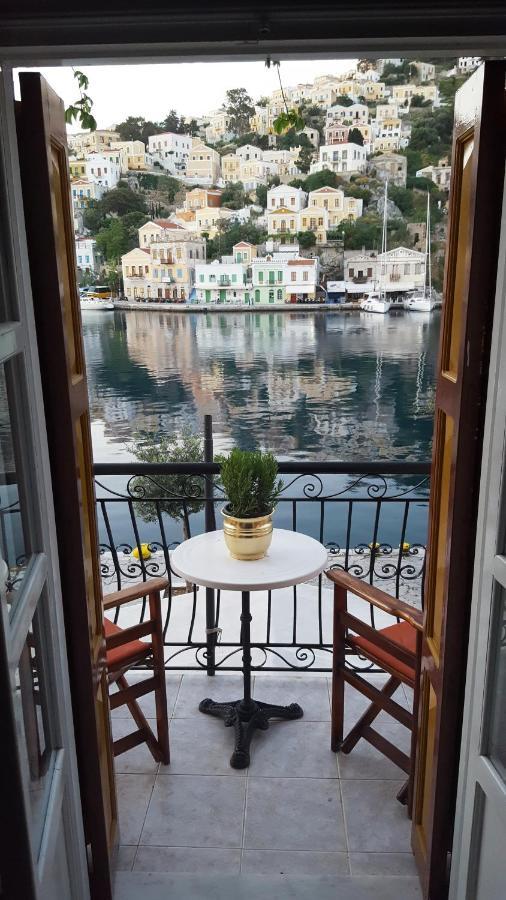 Symi Blue Port Apartment Exteriör bild